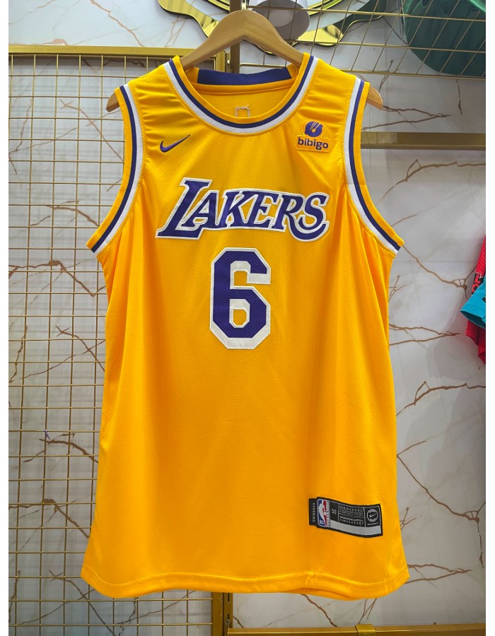 Regata lakers james 