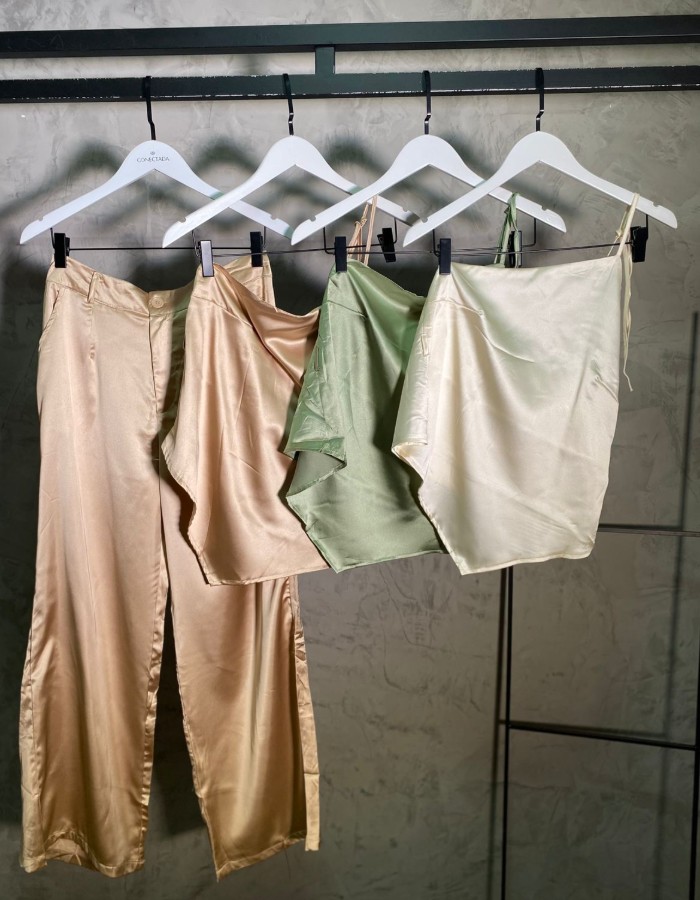 CONJUNTO CALÇA SEDA