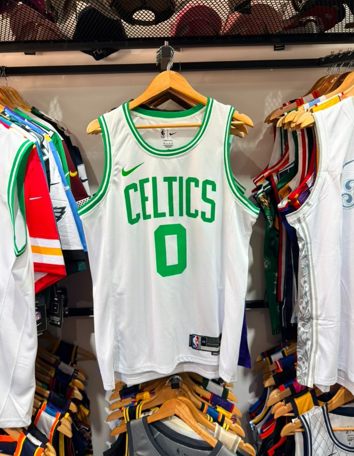 BOSTON CELTICS  - TATUM 0