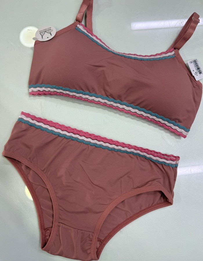CONJUNTO MENINA MOÇA COM BOJO