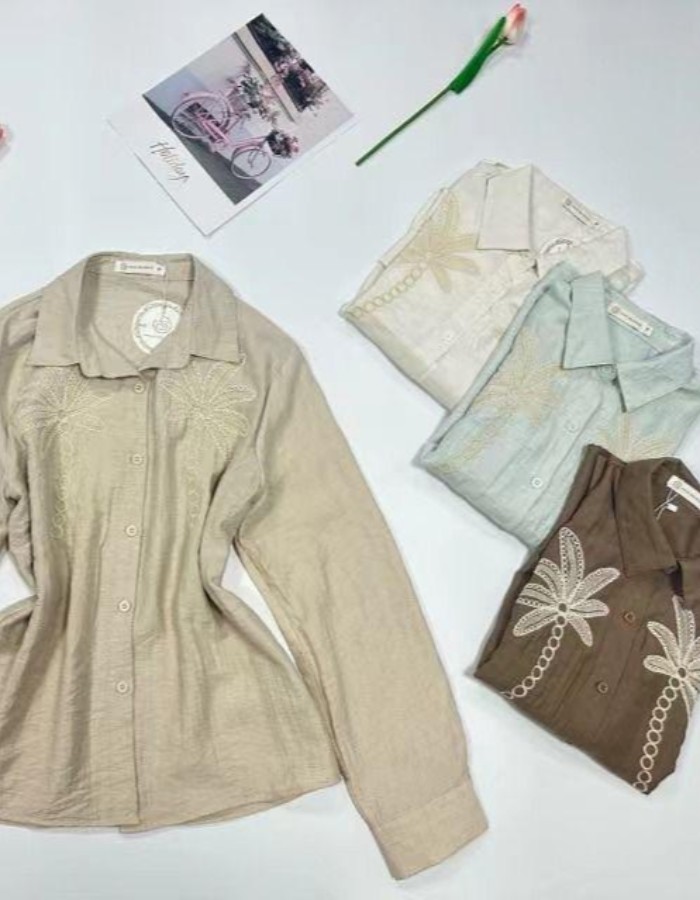 BLUSA BORDADA MANGA COMPRIDA PREMIUM