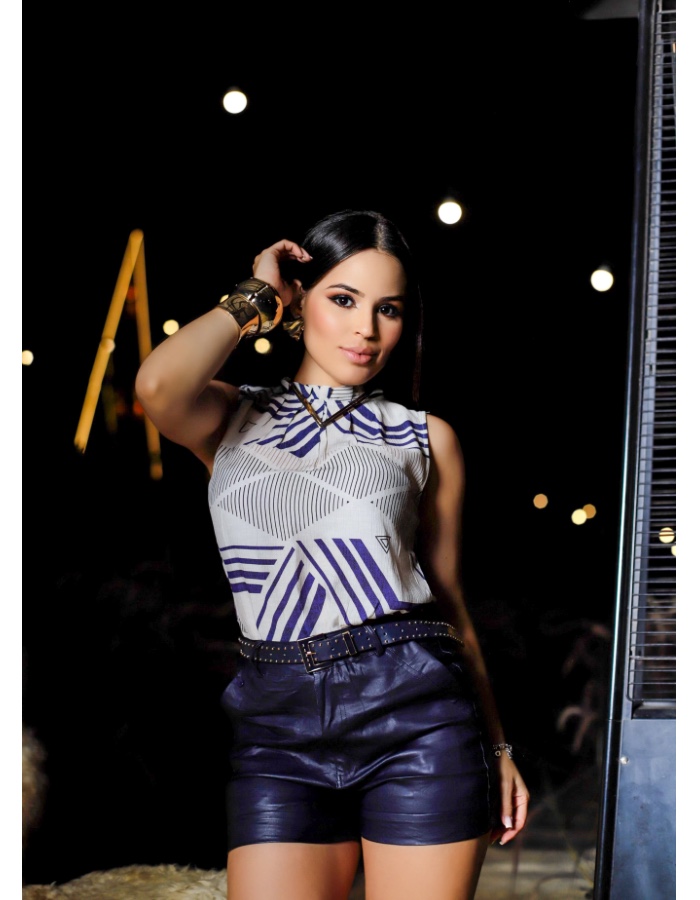 Short Slim Talita 