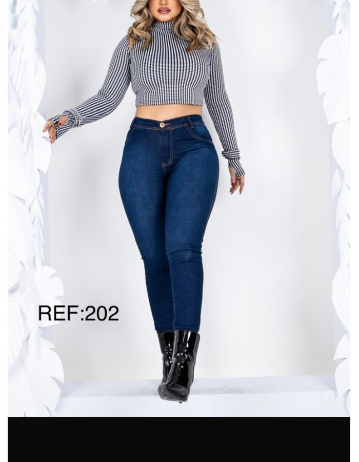 Calça slim com laycra 