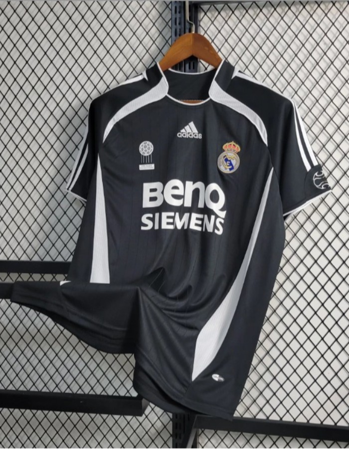 REAL MADRID 06/07 ||| UNIFORME 
