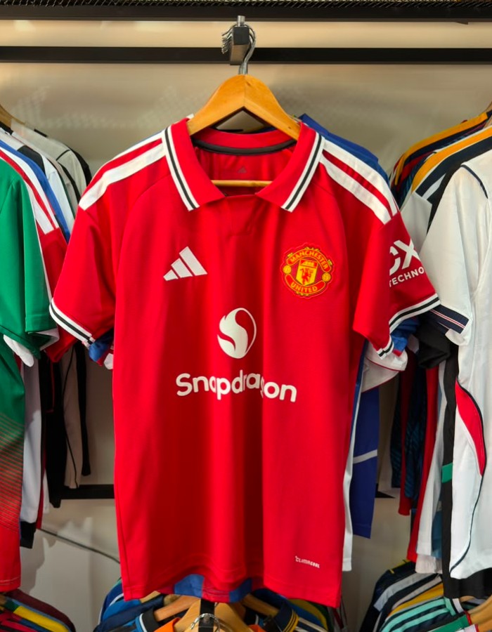 MANCHESTER UNITED 26/27 UNIFORME I