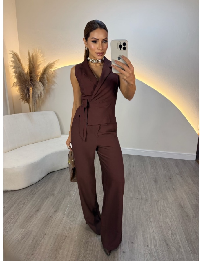 Conjunto de calça e colete 