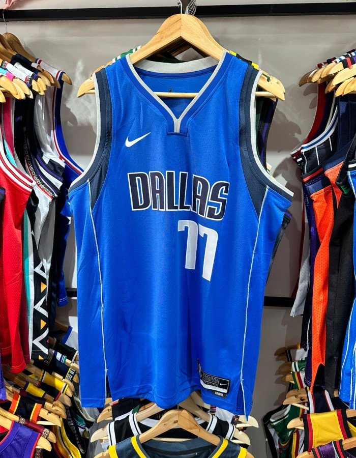 Dallas - doncic 77
