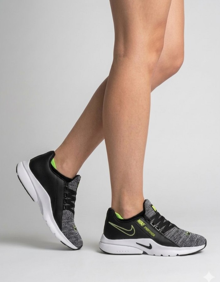 NIKE SPORTSWEAR  MALT