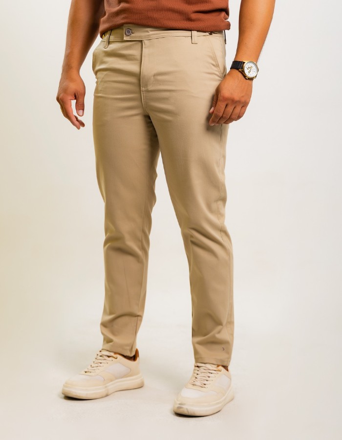 CALÇA COM AJUSTE LATERAL