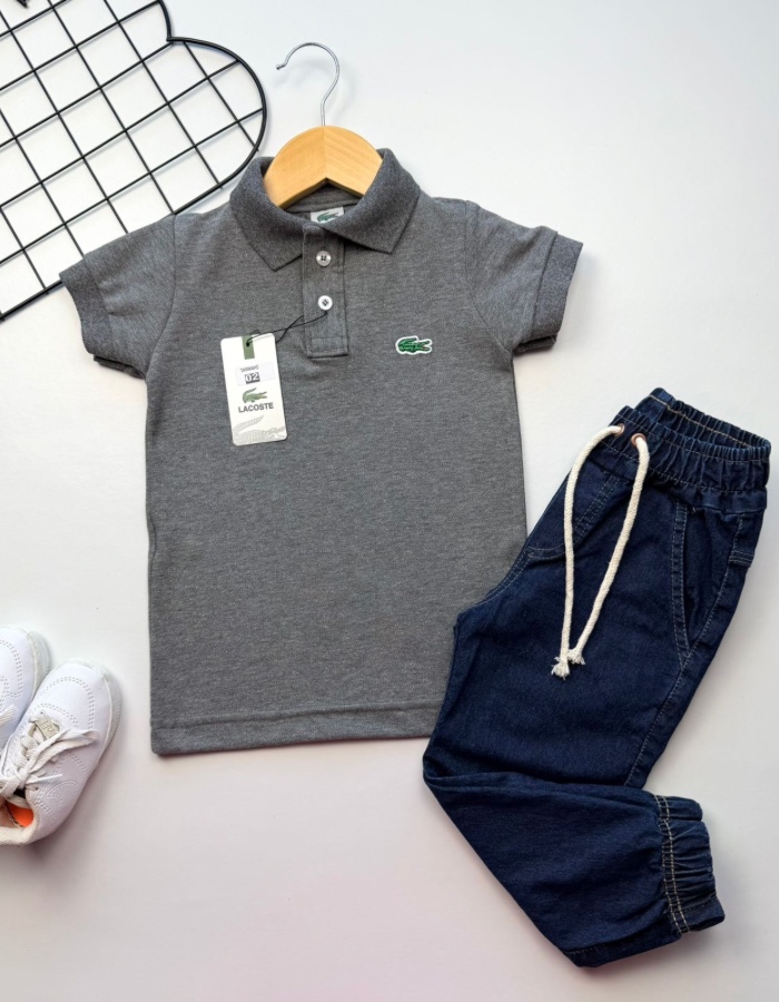 Conjunto polo e calça jogger Lacoste 