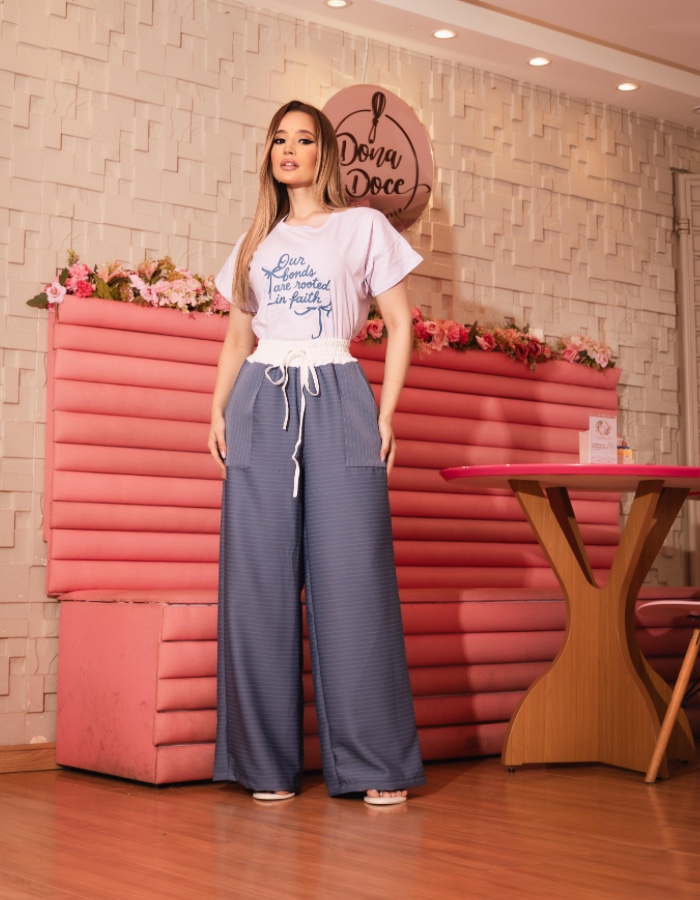 CONJUNTO TEE E CALÇA RISCA DE GIZ