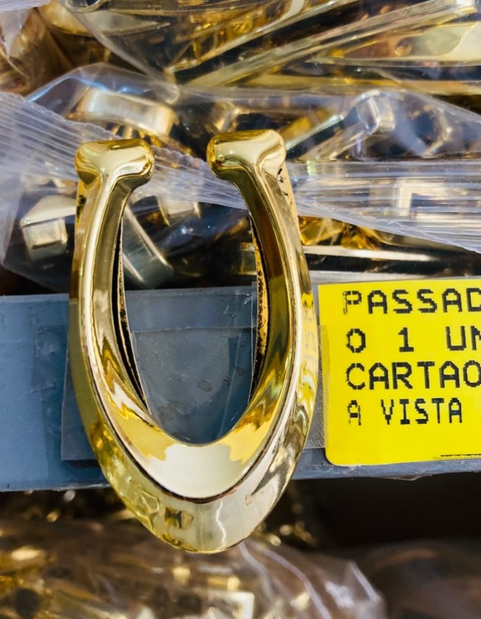 PASSADOR  V FERRADURA 8008  DOURADO - C/ 1 UNIDADE