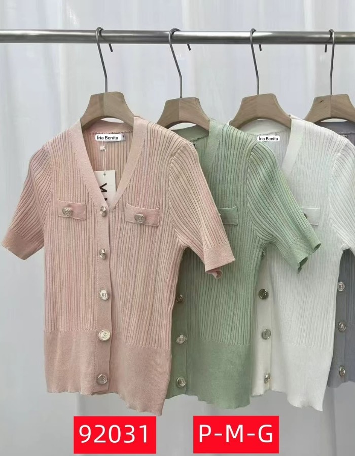 BLUSA DECOTE V