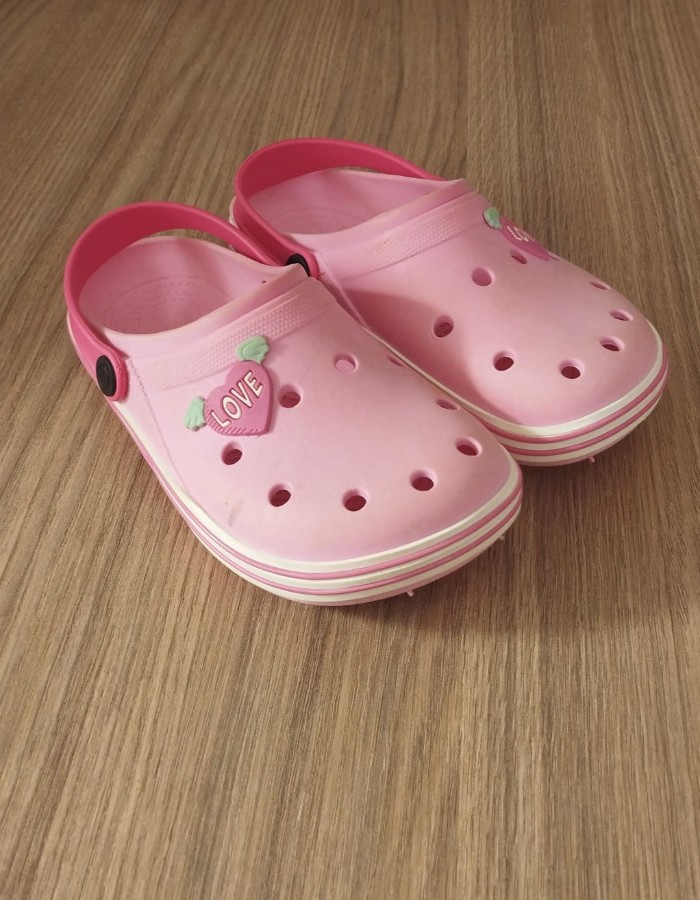 Simples passo crocs