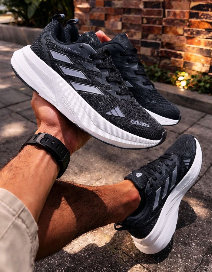 ADIDAS LIGHIT
