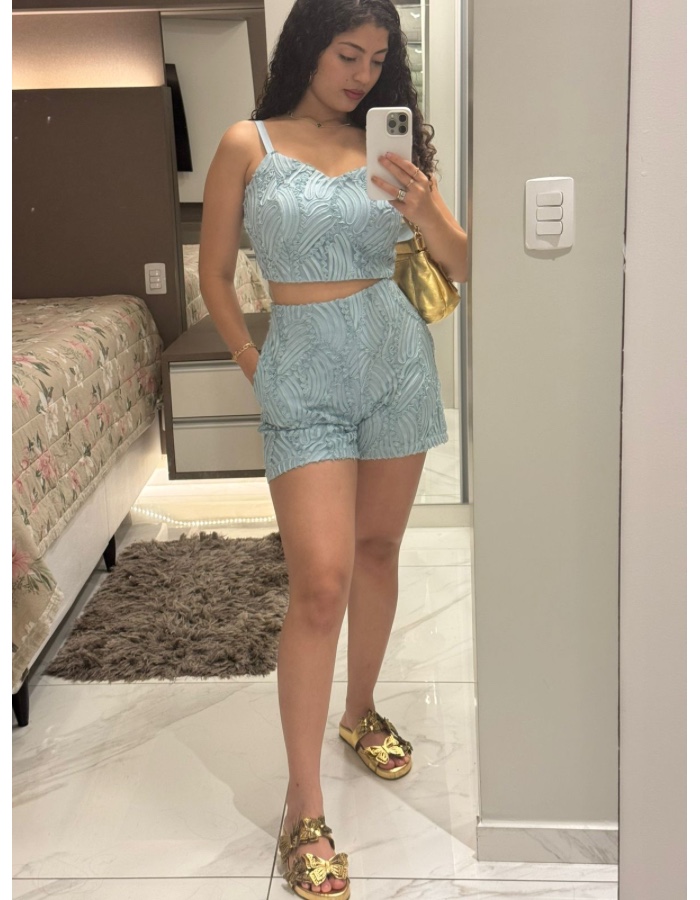 Conjunto alfaiataria com detalhes 