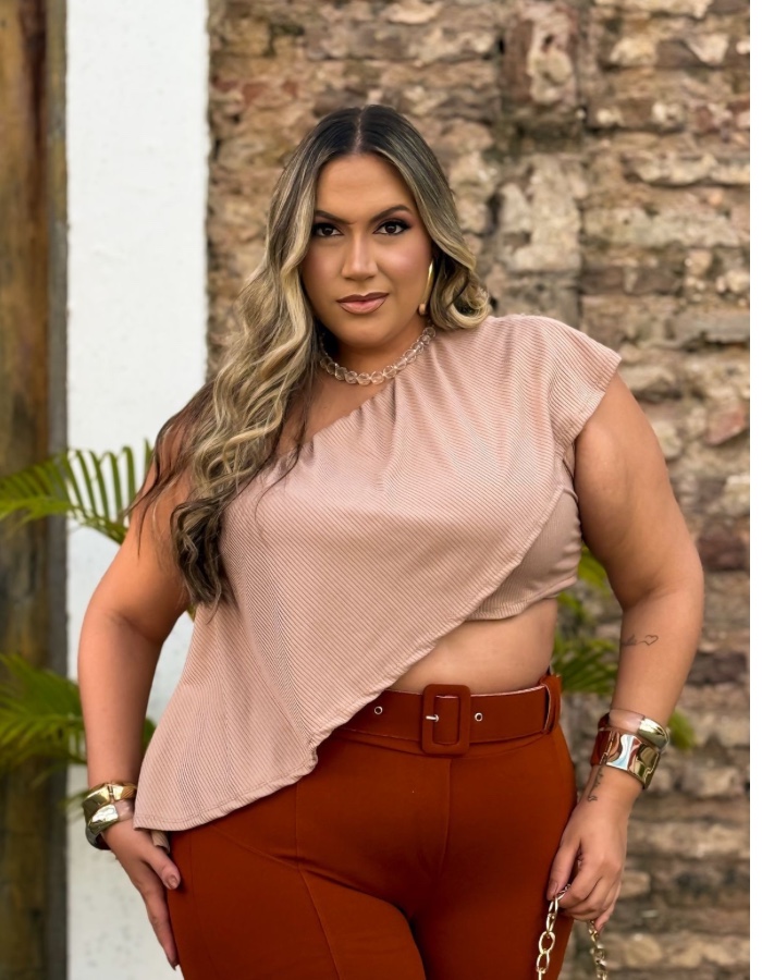 Cropped bata 