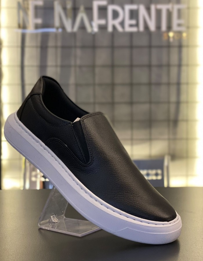 Produto iate-slip-on-preto-couro-legitimo 0