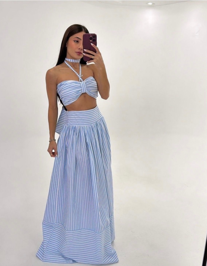 Conjunto listrado longo