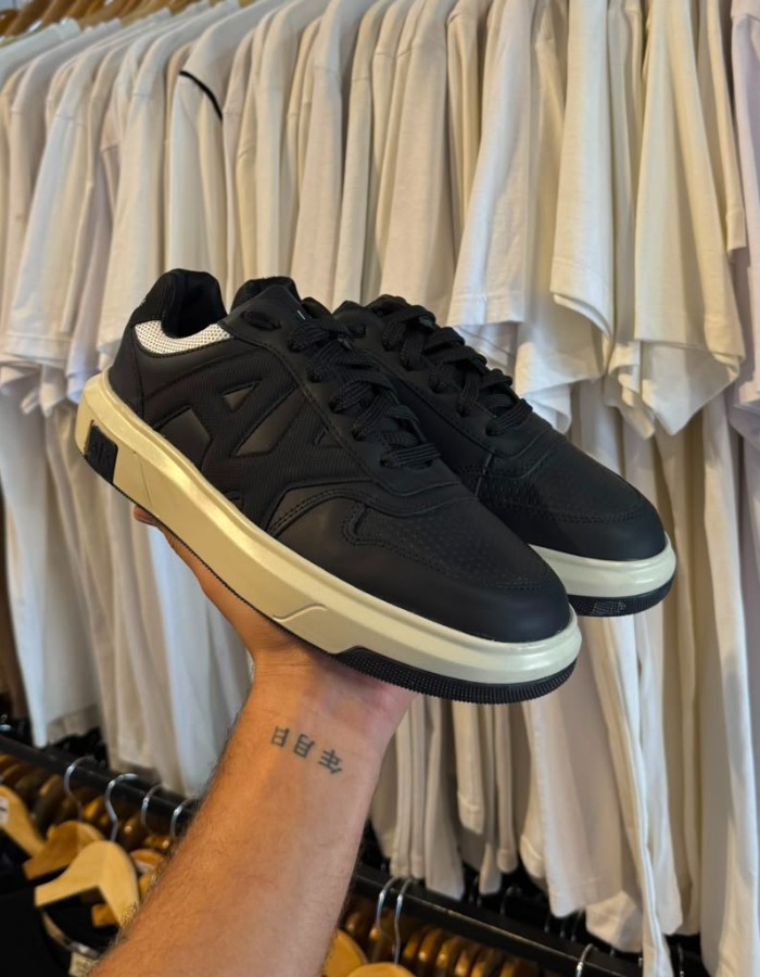 Tenis Armani 