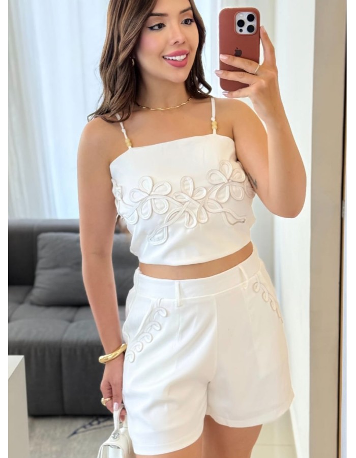 CONJUNTO ALFAIATARIA DETALHADO