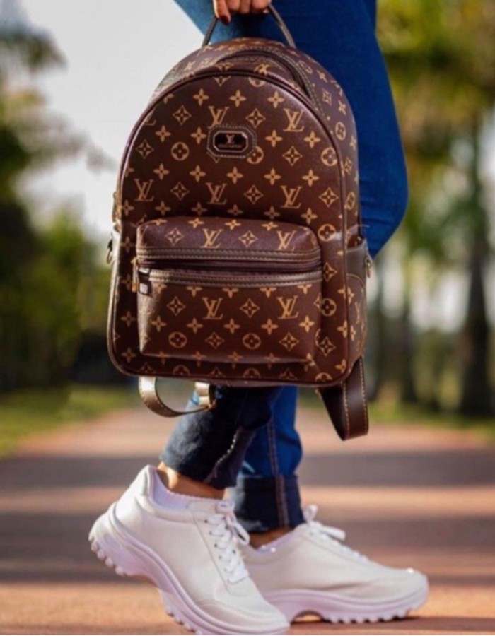 LOUIS VUITTON  MOCHILAS