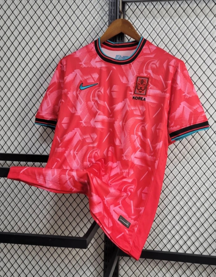 KOREA 24 | UNIFORME