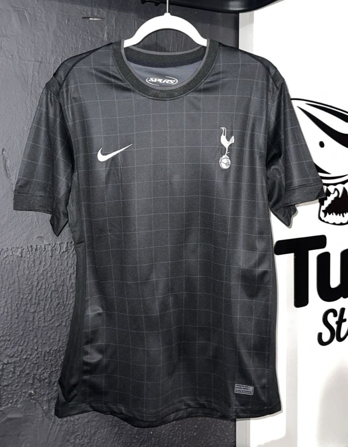 TOTTENHAM - 25/26 - II