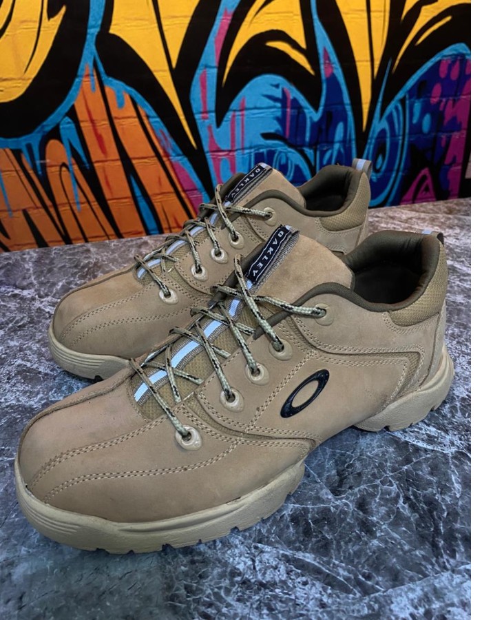 sapatos oakley