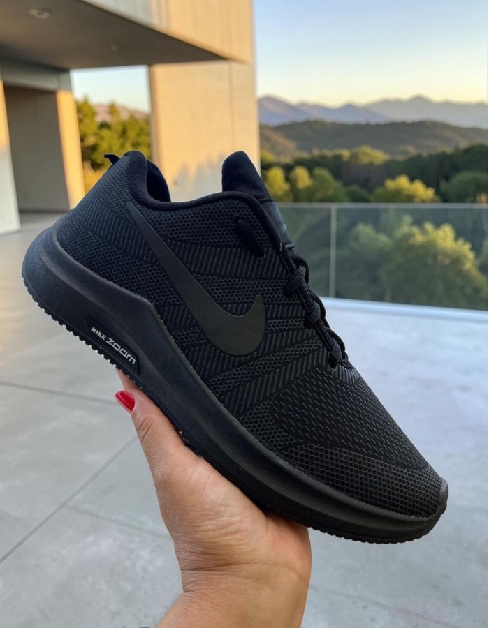 NIKE ESPORTIVO
