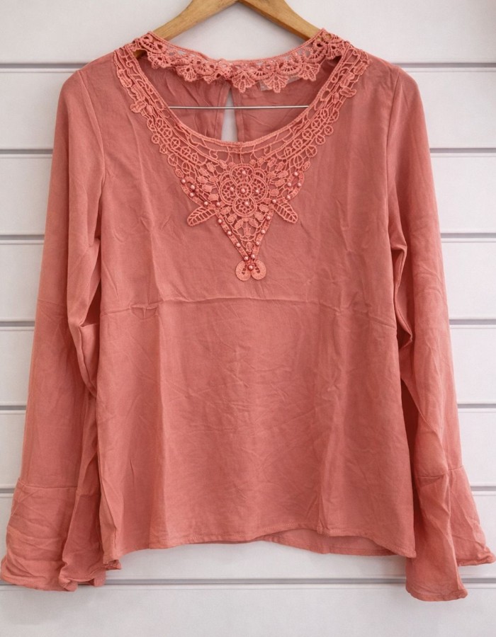 BLUSA