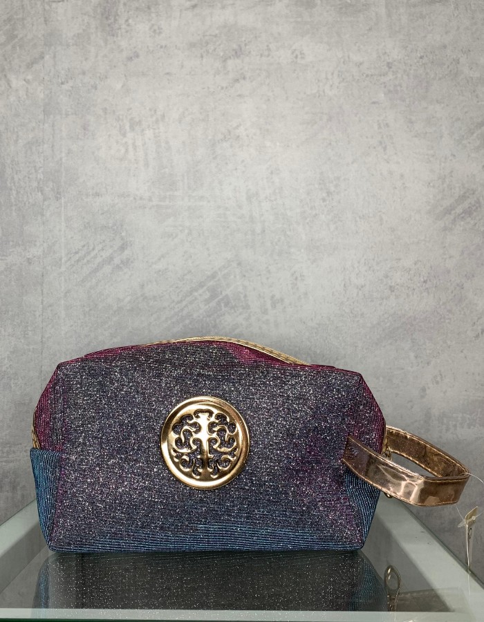 Nécessaire Glitter com Aplique