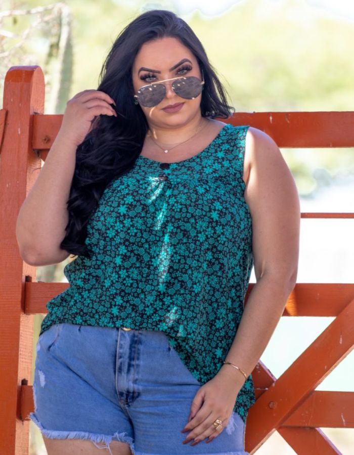 BLUSA REGATA COM BOTÕES - TAM GG