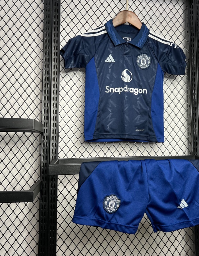 Produto manchester-united-ii-24-25 2