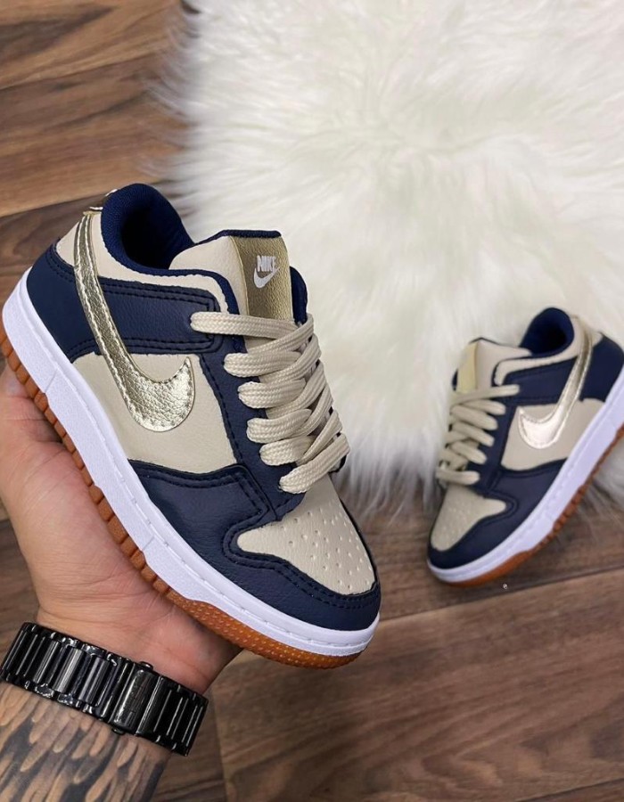 Tênis marca  Nike