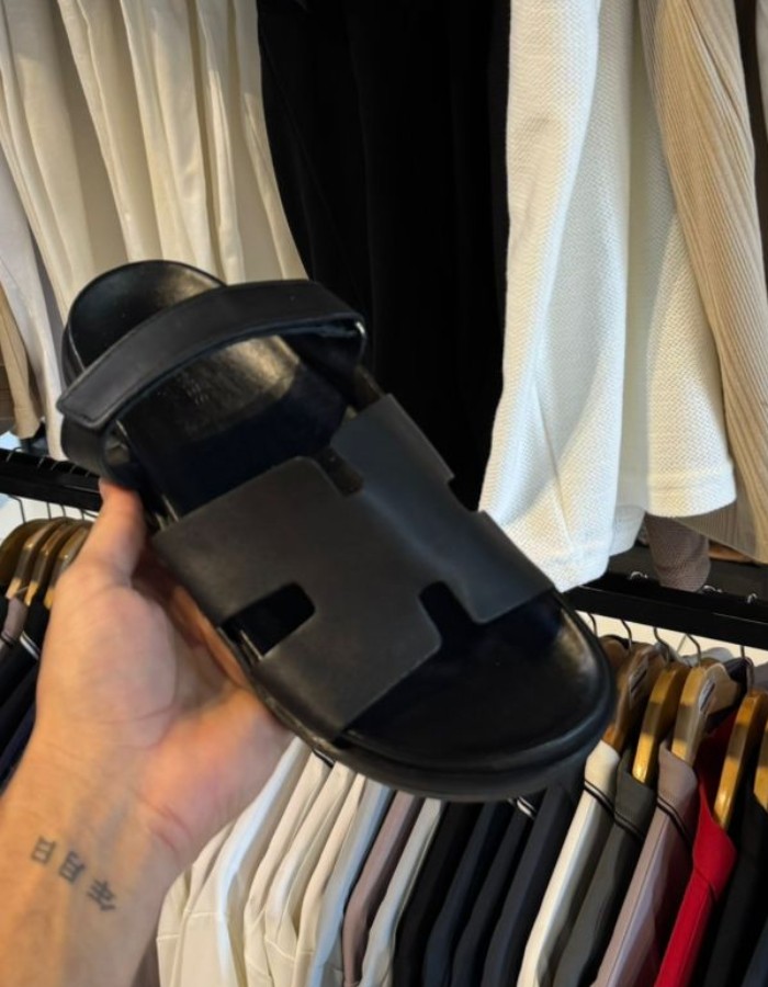 Sandália Hermes Velcro 