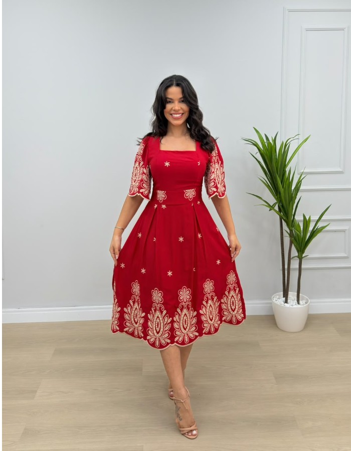 VESTIDO MIDI BORDADO 