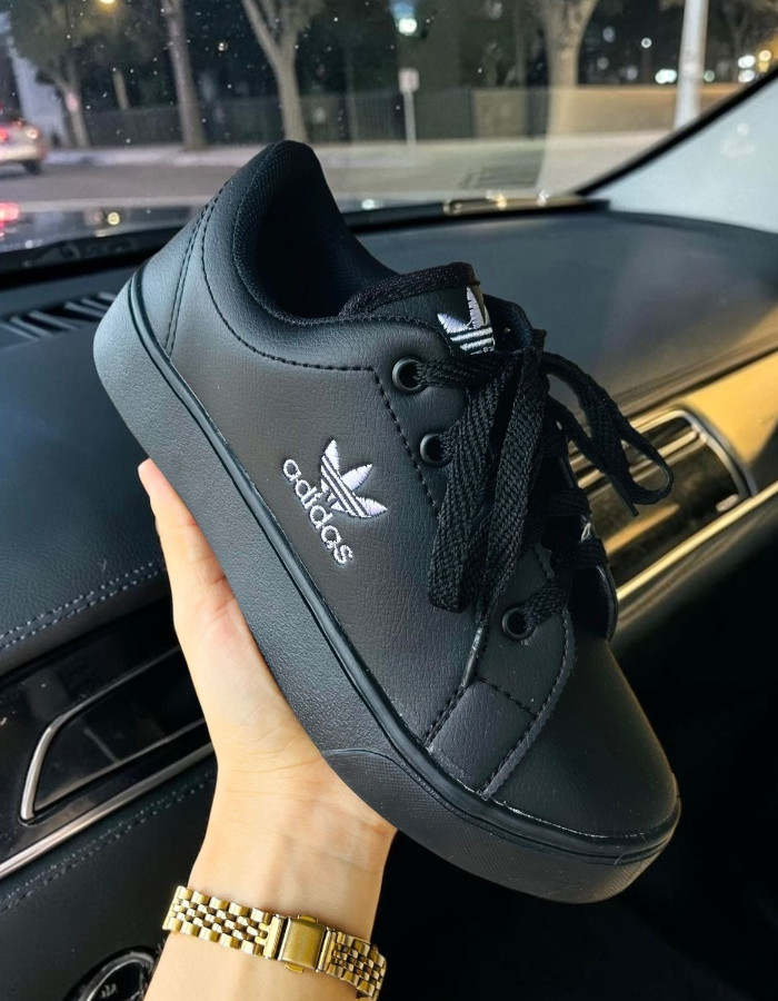 SAPATENIS ADIDAS 