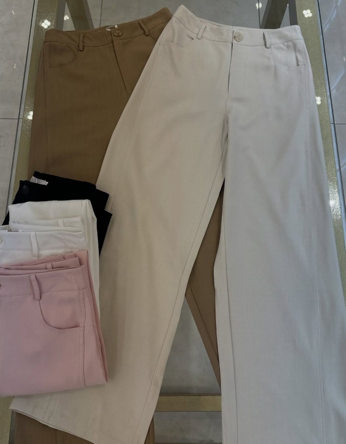 CALÇA DETALHES LATERAIS