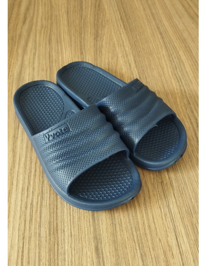 Chinelo yvate 