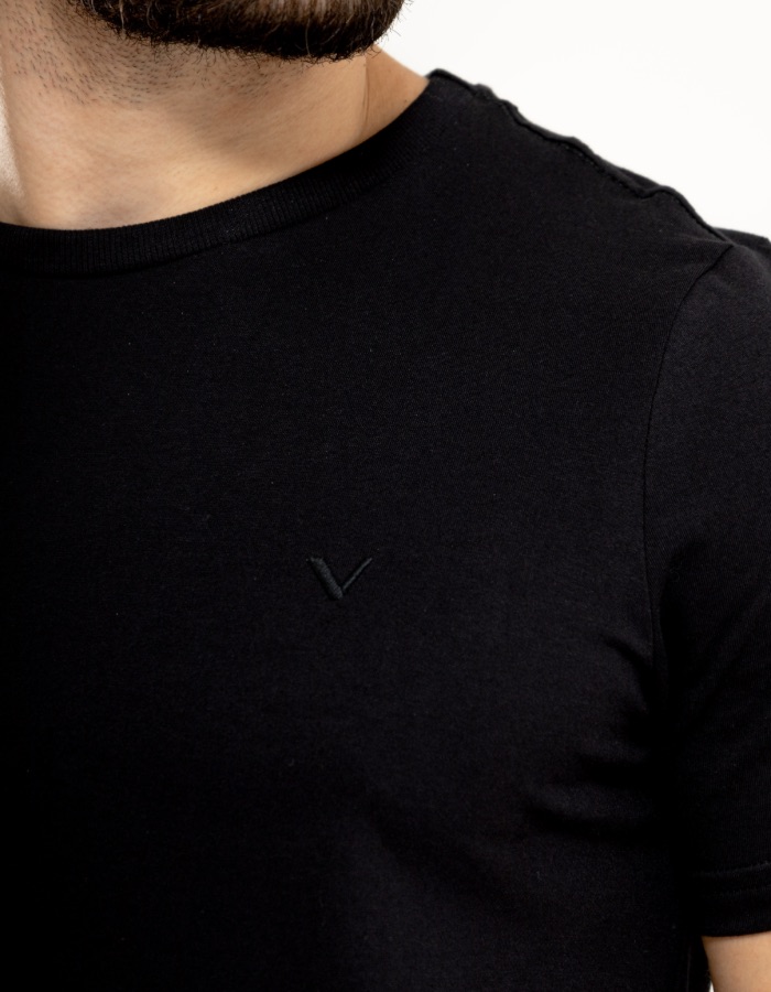 CAMISA PRETA 100% ALGODÃO