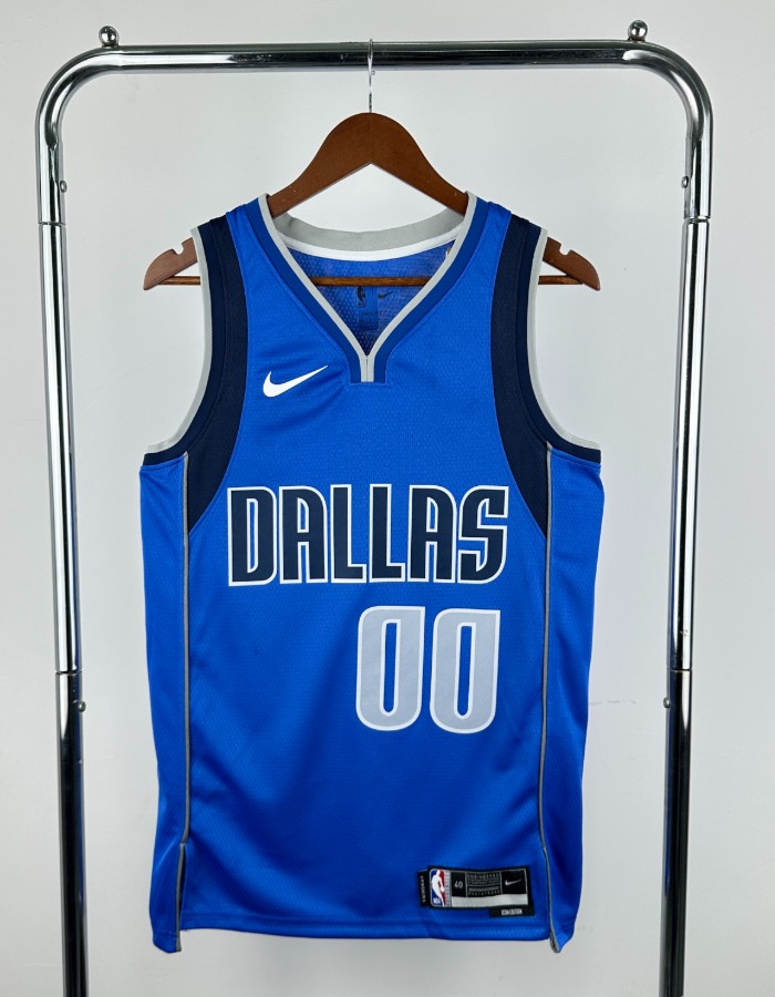 DALLAS MAVERICKS 00-11