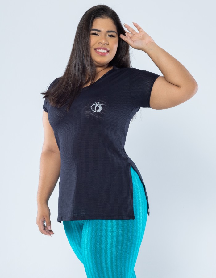 BLUSA LONGLINE C/ ABERTURA LATERAL POLIAMIDA
