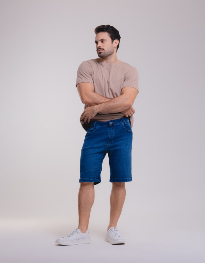 Bermuda jeans escuro