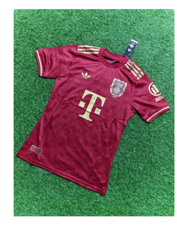 BAYERN DE MUNIQUE JOGADOR COMEMORATIVA 125 ANOS 