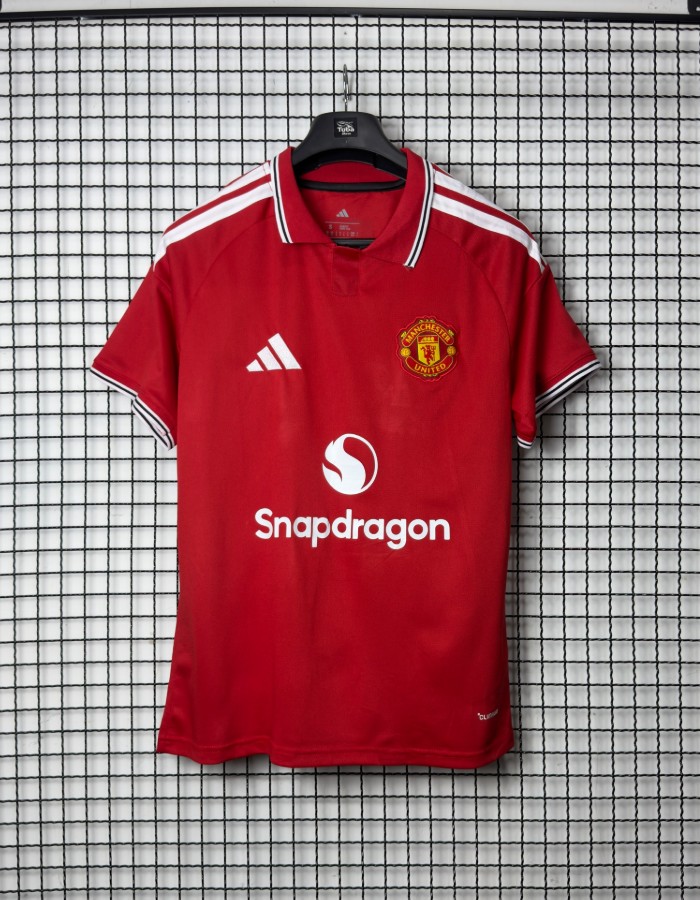 MANCHESTER UNITED - 26/27 - I
