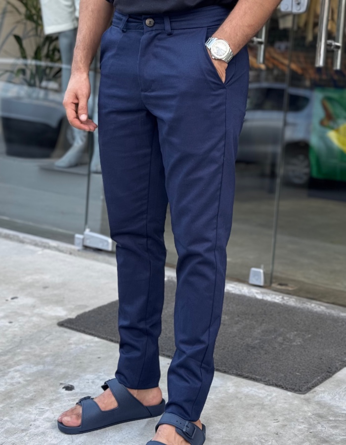 Produto calca-sarja-acetinado-azul-marinho 2