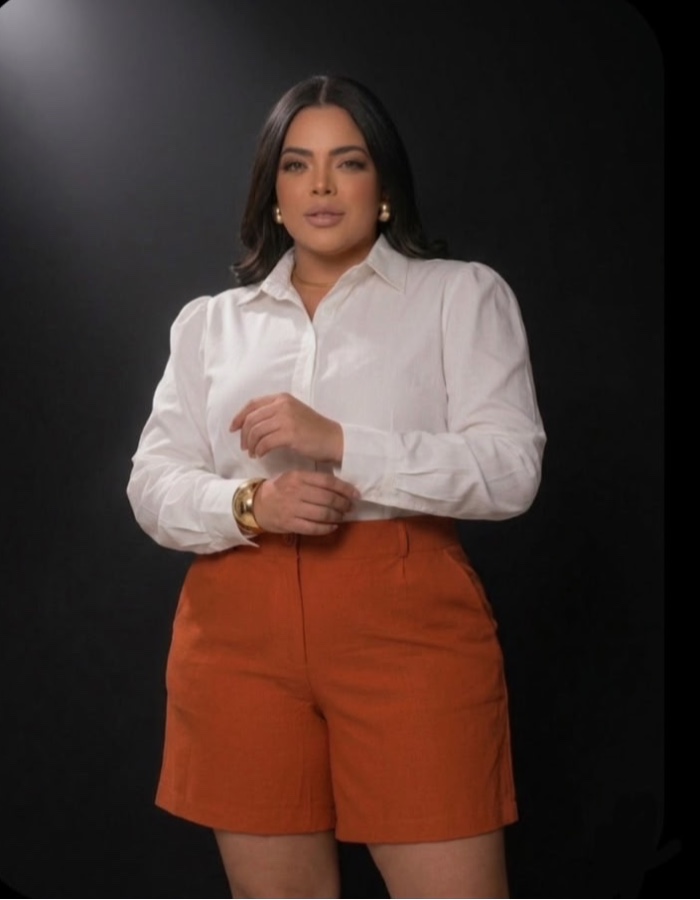 SHORT PLUS SIZE ANA