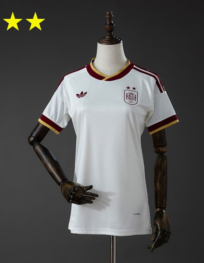 ESPANHA 26 || UNIFORME FEMININA 2 ESTRELA 