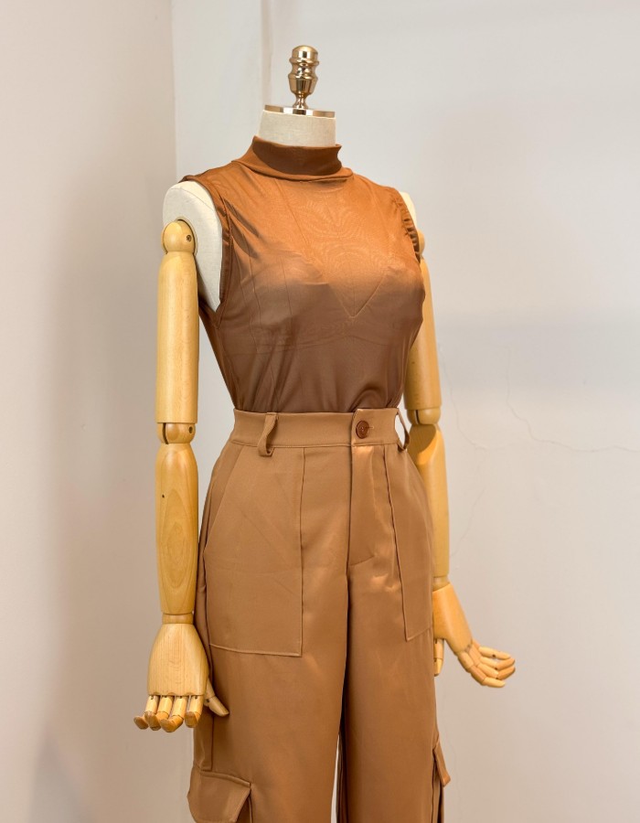 Blusa em tule